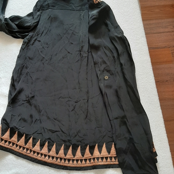 Ladies clothing - Picture 5 of 8